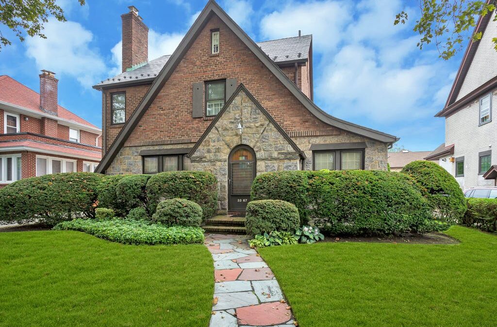 6 Exterior Tips for Great Listing Photos